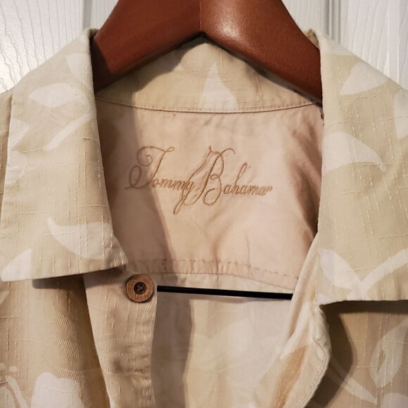 TOMMY Bahama 100% Silk Hawaiian Island Button Down Short Sleeve Shirt Size XL - Picture 3 of 4